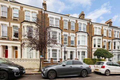 3 bedroom apartment to rent, Saltram Crescent, London W9