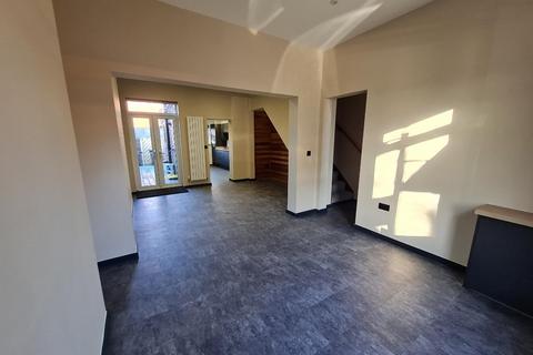 undefined, Hurdsfield Road, Macclesfield SK10