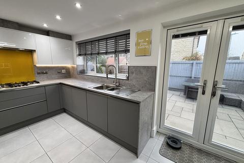 3 bedroom detached house for sale, Hulbert Close, Trowbridge BA14