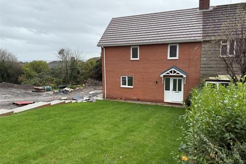 3 bedroom semi-detached house for sale, Brynmefys, Llanelli