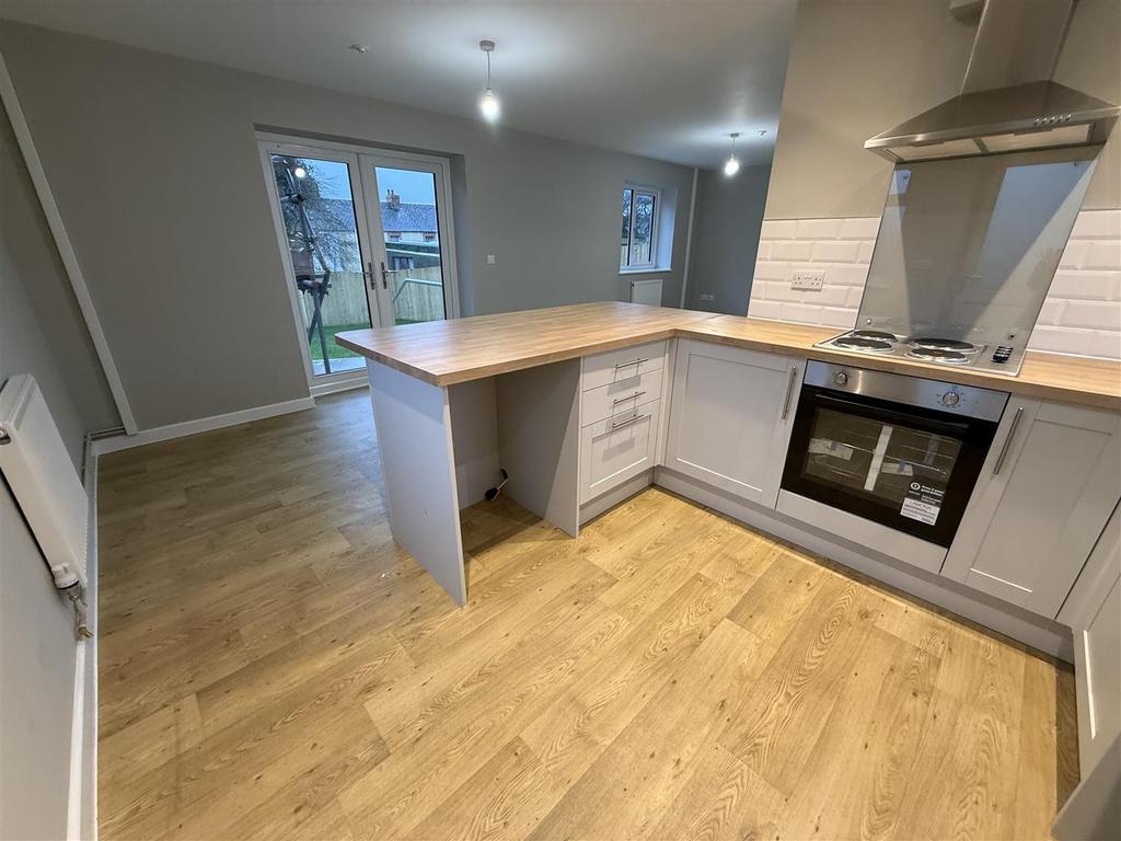 Open Plan Kitchen/Diner Lounge