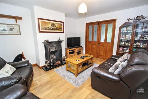 4 bedroom detached house for sale, White Horse Square, Whitecross, Hereford, HR4
