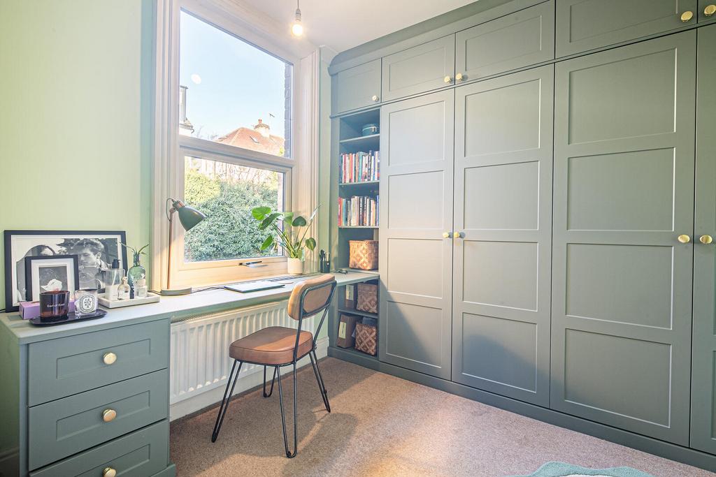 Bedroom/Study