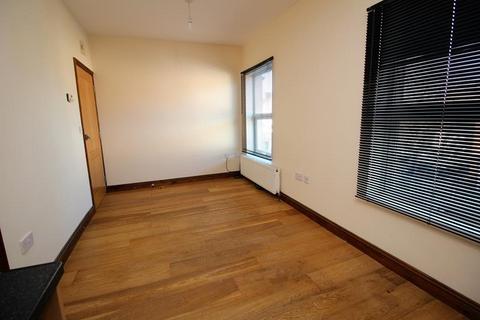 undefined, Roff Avenue, Bedford, Beds. MK41 7TE