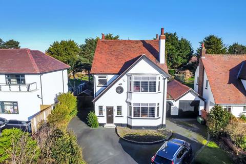 4 bedroom detached house for sale, Cromer Road, Southport PR8