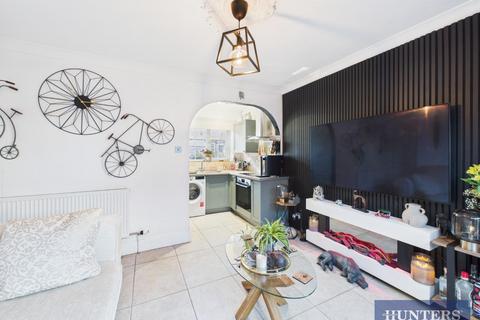 2 bedroom terraced bungalow for sale, West Vale, Filey