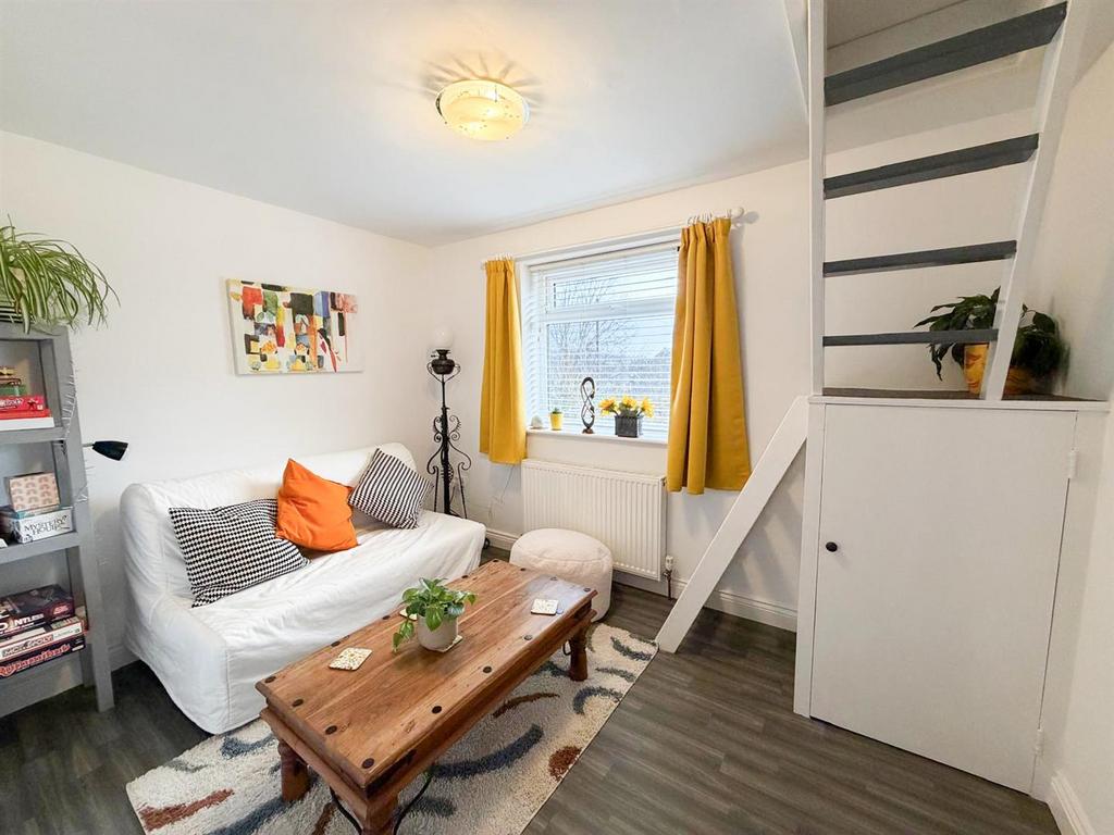 4 bed semi detached Sutton-in-Craven