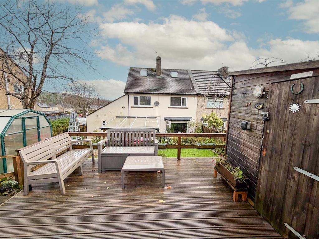 4 bed semi detached Sutton-in-Craven