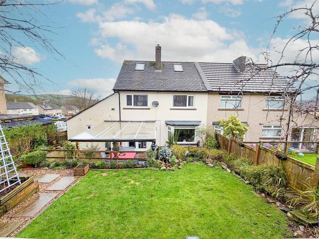 4 bed semi detached Sutton-in-Craven