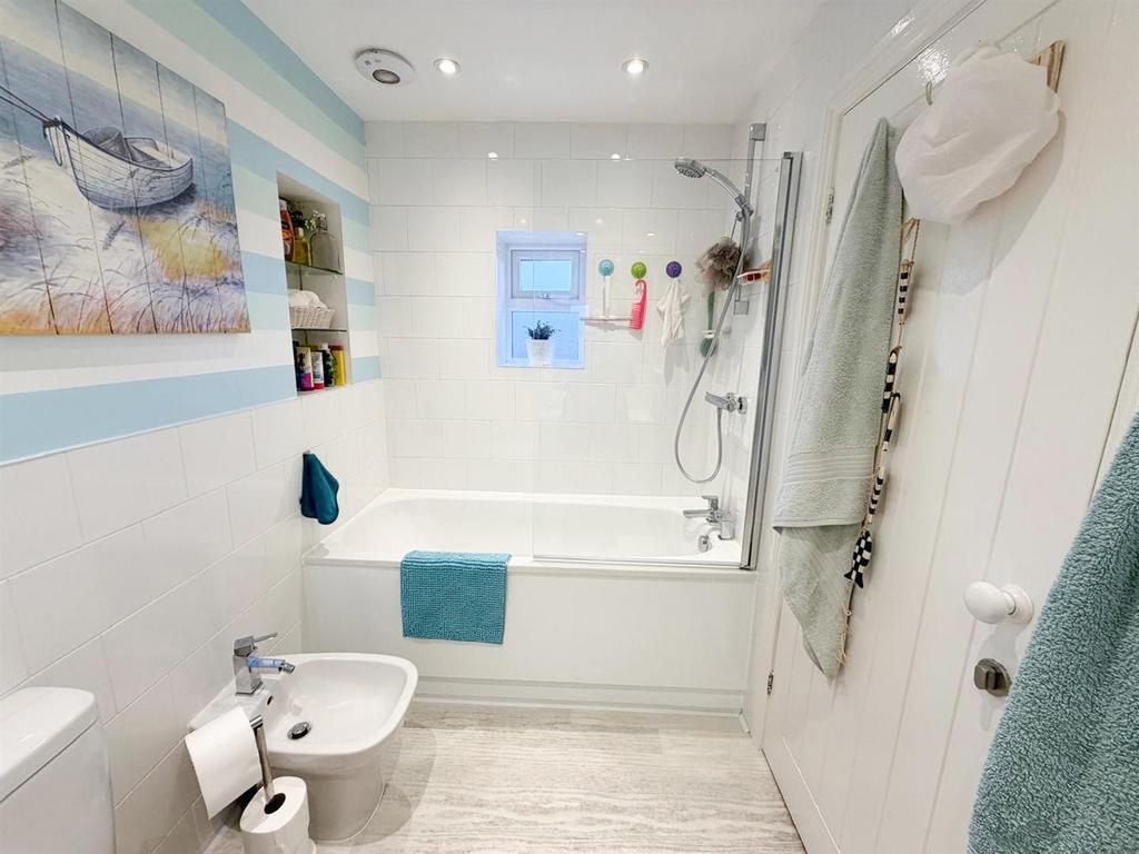 4 bed semi detached Sutton-in-Craven