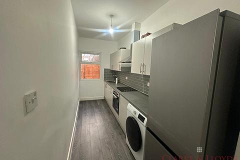 2 bedroom flat to rent, London E3