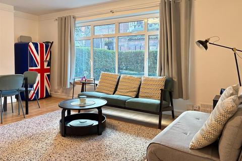 3 bedroom flat to rent, Philbeach Gardens, London SW5