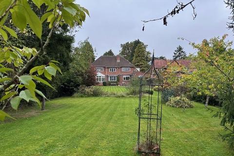 undefined, Bittell Road, Barnt Green, B45