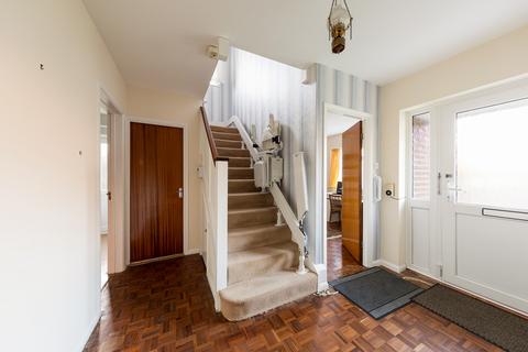 4 bedroom detached house for sale, Lodge Close, Chigwell, IG7