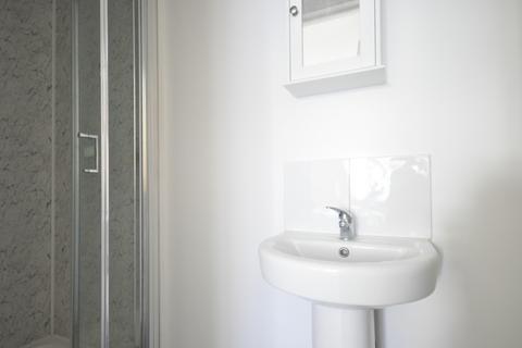 undefined, Cator Crescent, New Addington CR0
