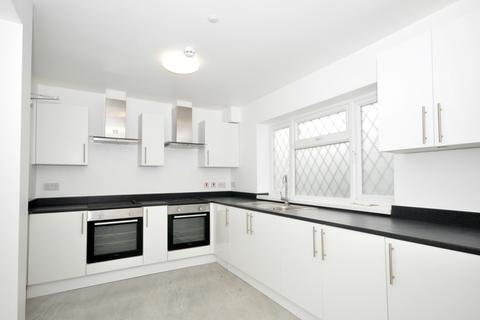 undefined, Cator Crescent, New Addington CR0