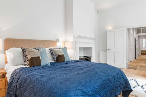 4 bedroom flat to rent, Devonshire Place, Marylebone, W1G