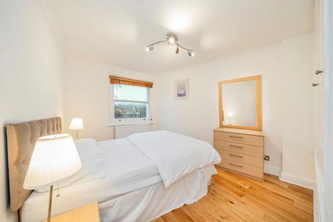 2 bedroom flat to rent, Cromwell Crescent, London SW5