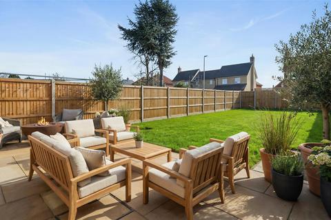 3 bedroom detached house for sale, Long Road, Lawford