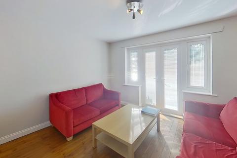undefined, Lenton Road, Nottingham NG7