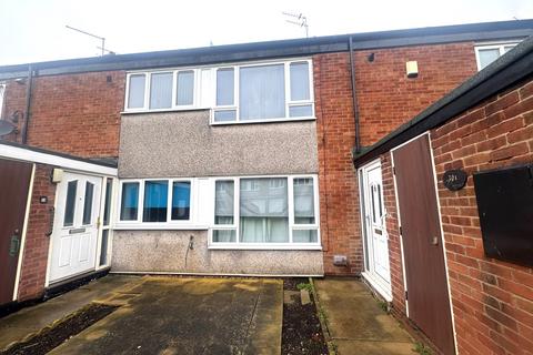 2 bedroom flat to rent, Kings Crescent , WF8