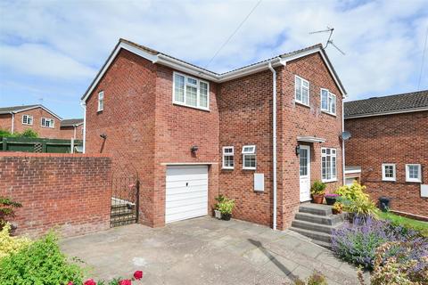 undefined, 16 Kingshill Close, Malvern