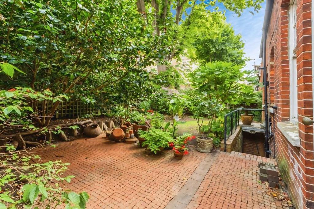 Garden2.jpeg