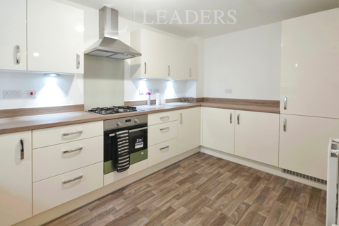 4 bedroom semi-detached house to rent, Robin Close, CV4