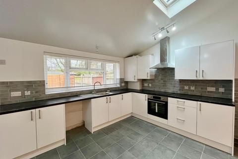 undefined, Lennard Road, Dunton Green, TN13