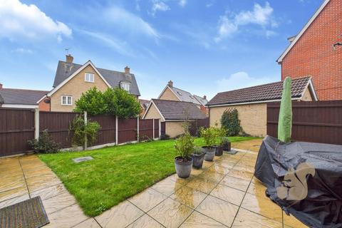 4 bedroom detached house for sale, Spindle Street, Colchester