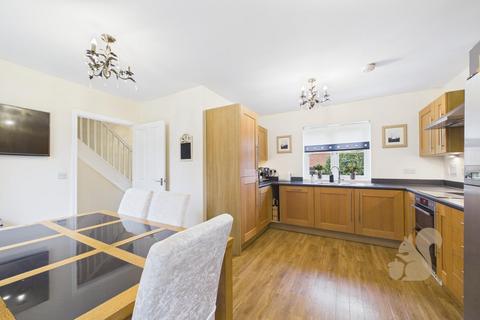 4 bedroom detached house for sale, Spindle Street, Colchester