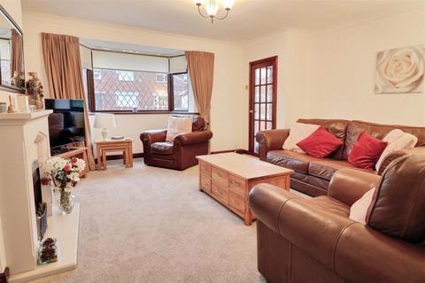 3 bedroom semi-detached house for sale, Christleton Avenue, Crewe