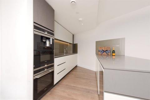 3 bedroom apartment for sale, Riverlight Quay, London, SW11