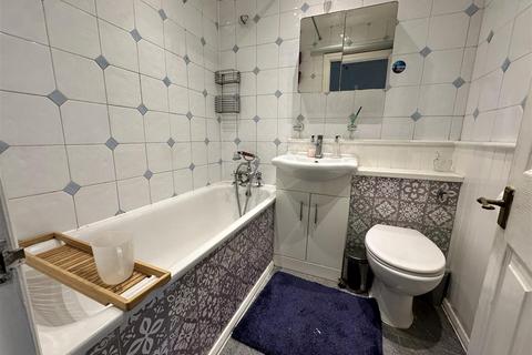 undefined, Daniel Close, London SW17