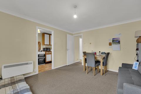 1 bedroom flat for sale, Rushdon Close, Romford RM1
