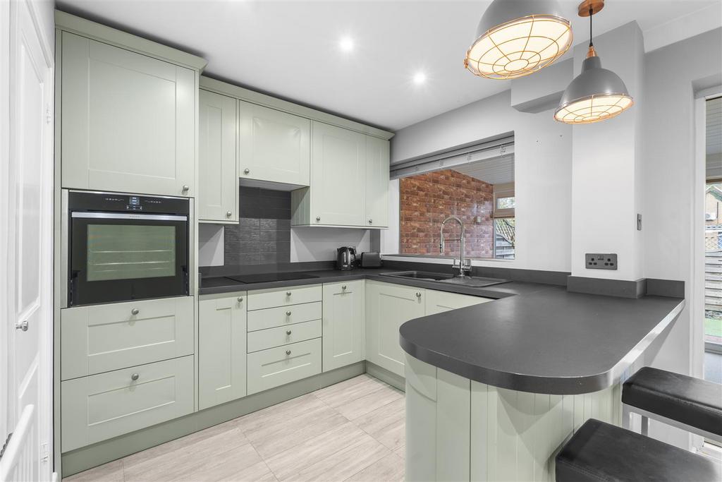 Kitchen 3