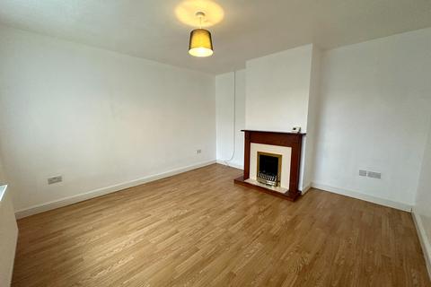 3 bedroom terraced house to rent, Meyrick Road, West Bromwich B70