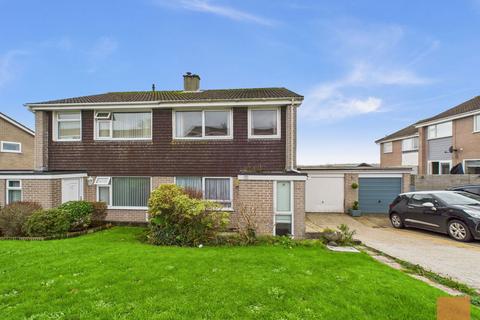 Bedruthan Avenue, Truro