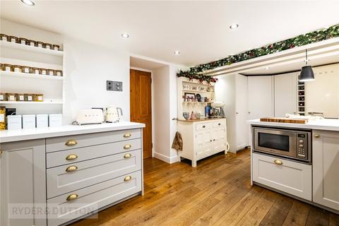 4 bedroom terraced house for sale, Paris Road, Scholes, Holmfirth, HD9