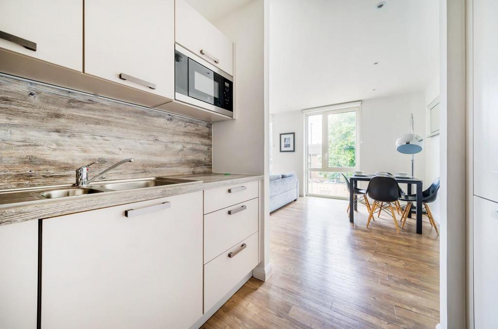 Davidson Frost-Wellings, DFW, Welford Court, Edgwa