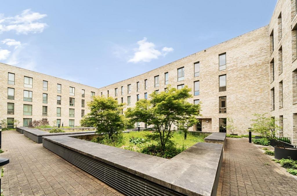 Davidson Frost-Wellings, DFW, Welford Court, Edgwa