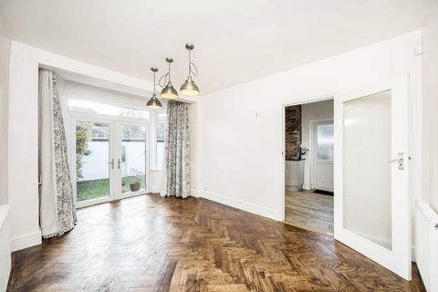 undefined, North Crescent, London N3
