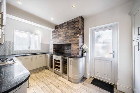 undefined, North Crescent, London N3