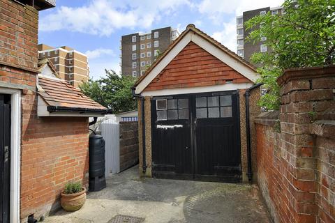 undefined, Bath Road, Worthing , BN11