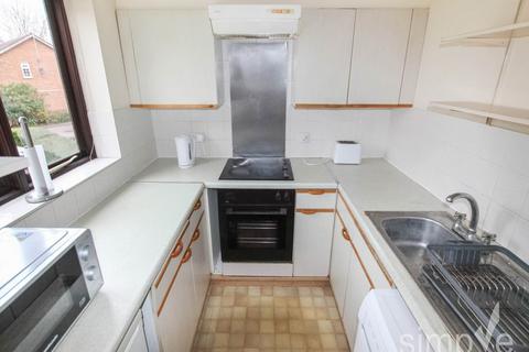 undefined, Magpie Close, Colindale,