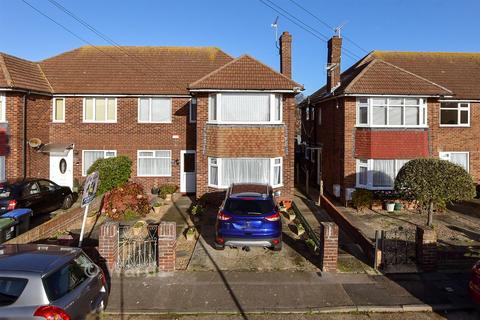 2 bedroom ground floor maisonette for sale, Wickham Avenue, Ramsgate CT11