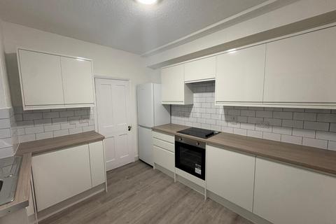 undefined, 4 Bedroom House – Birkbeck Road, Enfield, EN2