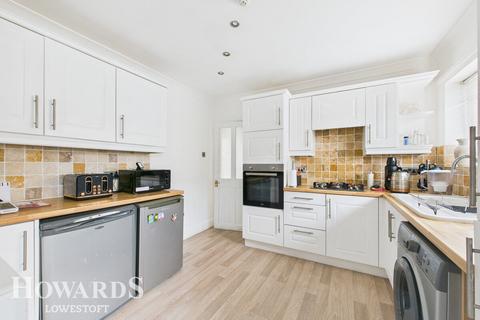 undefined, Mills Drive, Lowestoft