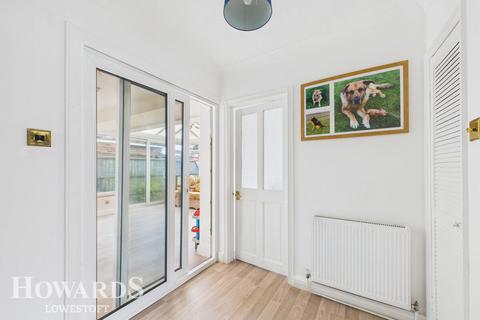 undefined, Mills Drive, Lowestoft