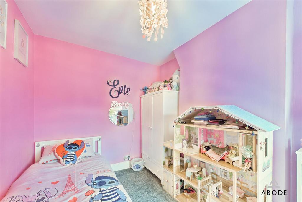 CAM02696 G0-PR0690-STILL019.jpg